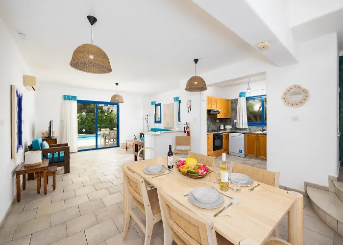 Athina Ena ペイヤ